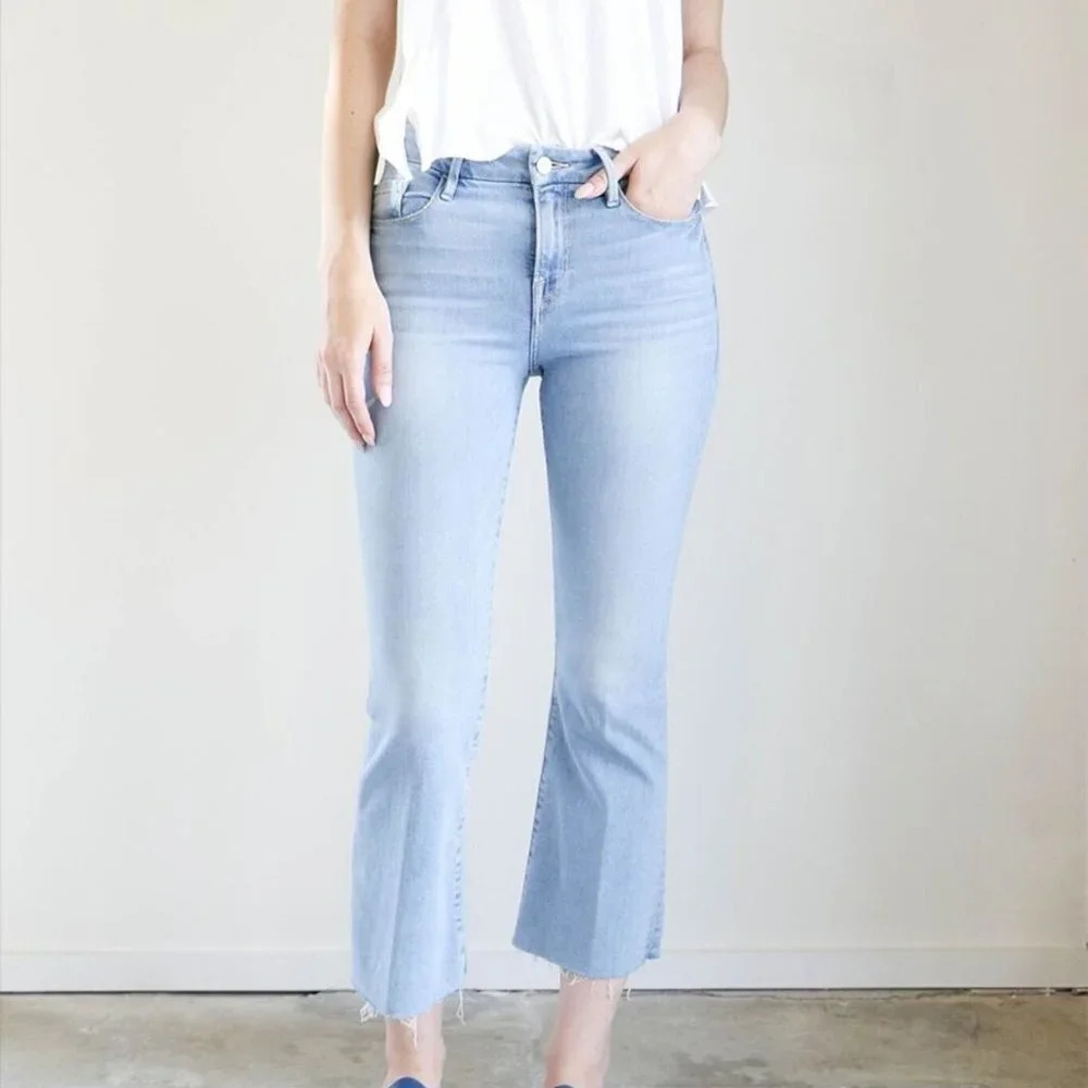 Frame Denim Le Crop Mini Boot Distressed Jeans in Garrn River - Size 24